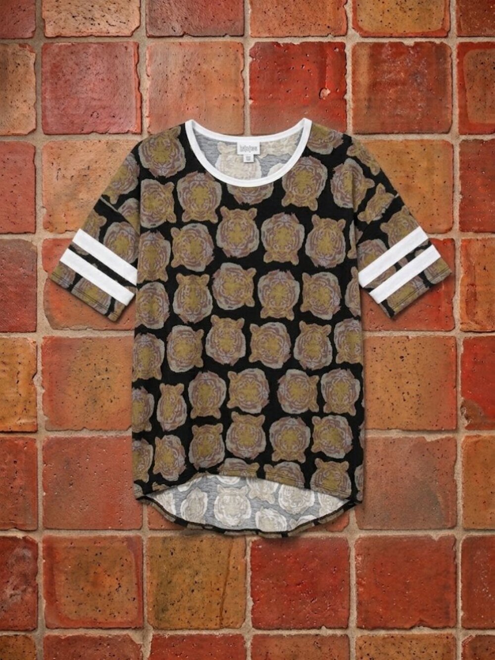 LuLaRoe Tiger Face Graphic Tee Shirt Womens XXS Striped Sleeve Varsity Athletic